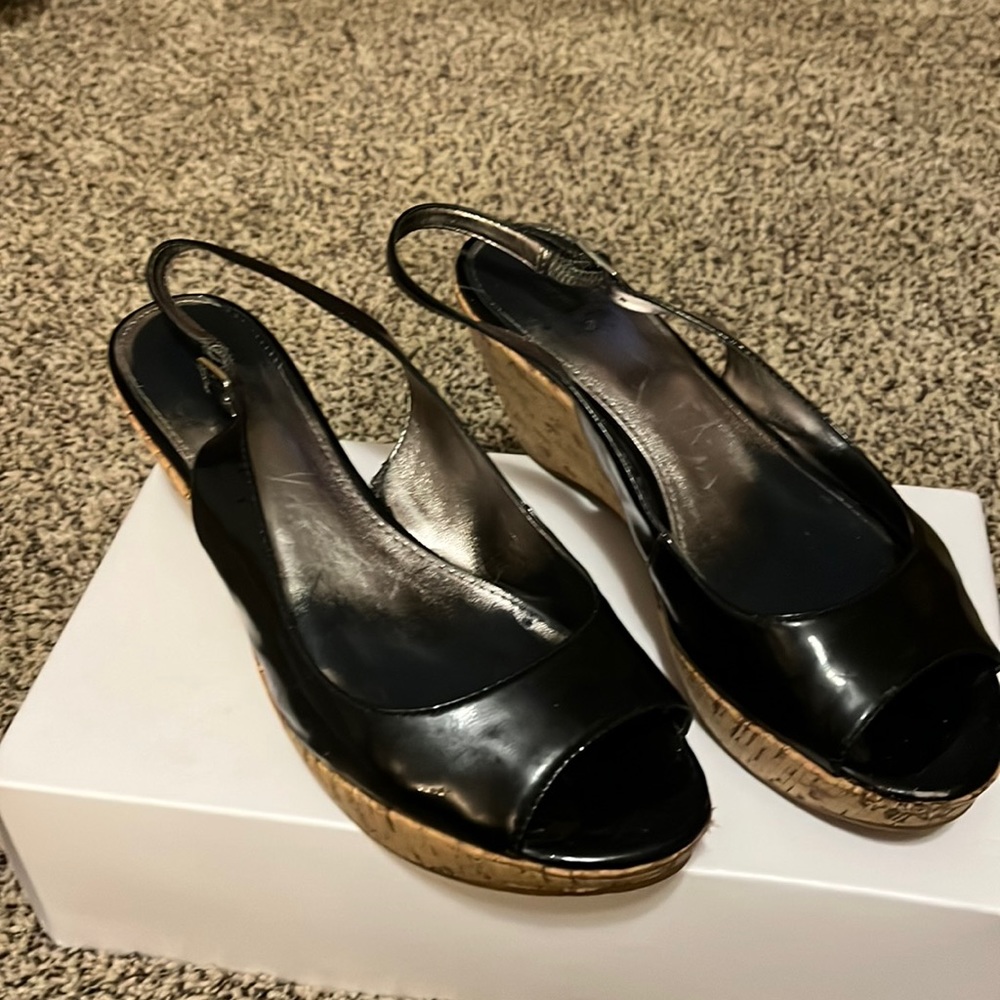 Calvin Klein Heidy Patent wedges. Size 8.5